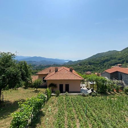 Oneto A Ca Du Baciccia 빌라 외부 사진